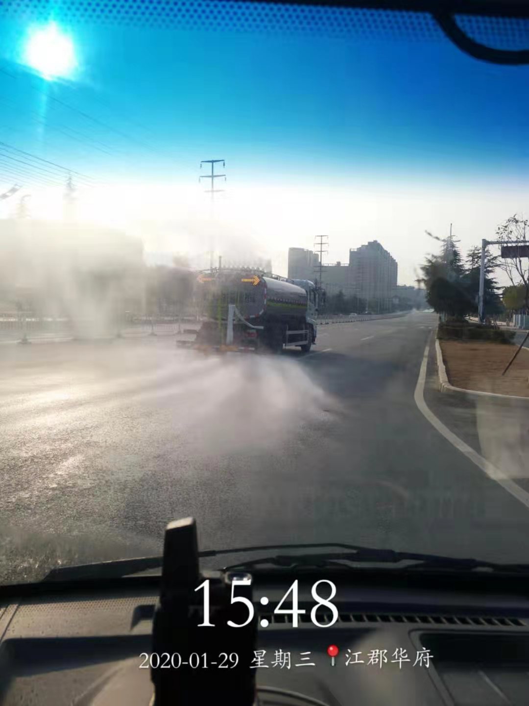 抗疫一线丨cq9电子环境15台清洁消毒车开始作业